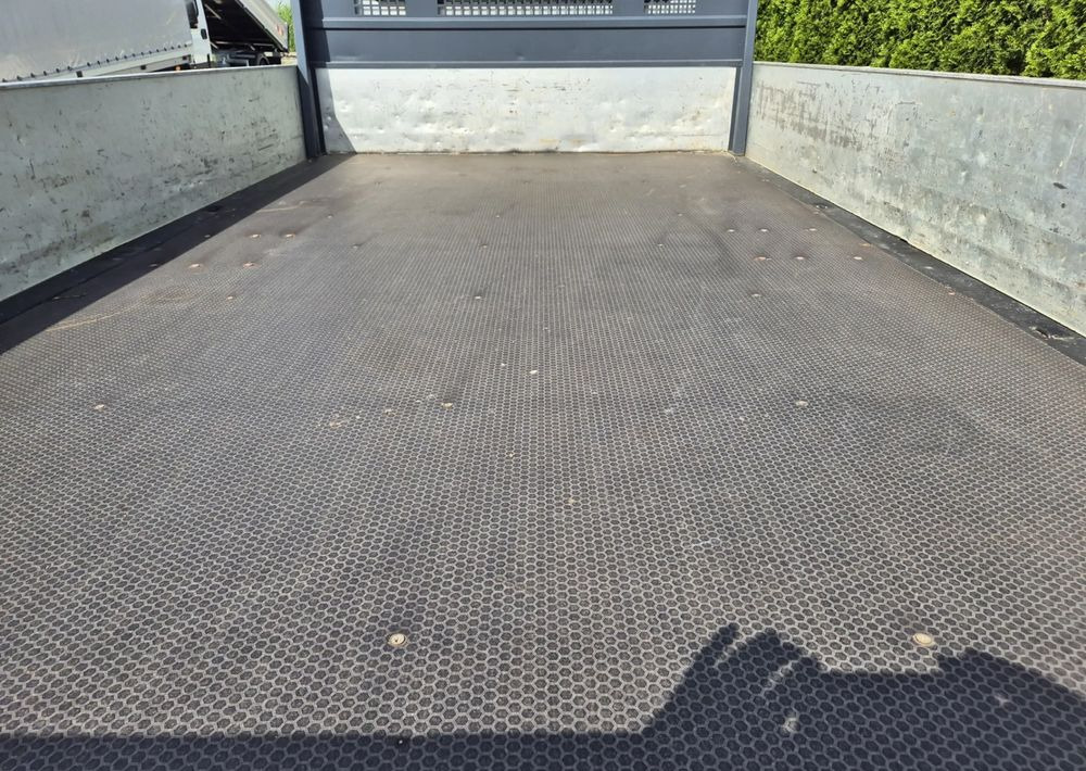 Opel Movano 2.3 165KM - Грузопассажирский фургон: фото 4 Opel Movano 2.3 165KM - Грузопассажирский фургон: фото 4