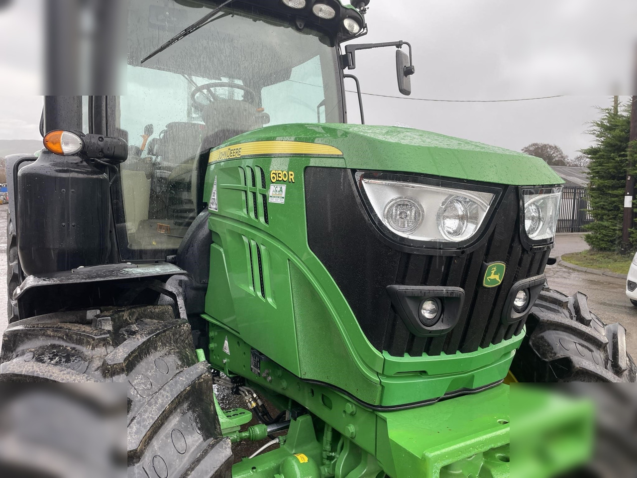2017 JOHN DEERE 6130R - Трактор: фото 1 2017 JOHN DEERE 6130R - Трактор: фото 1