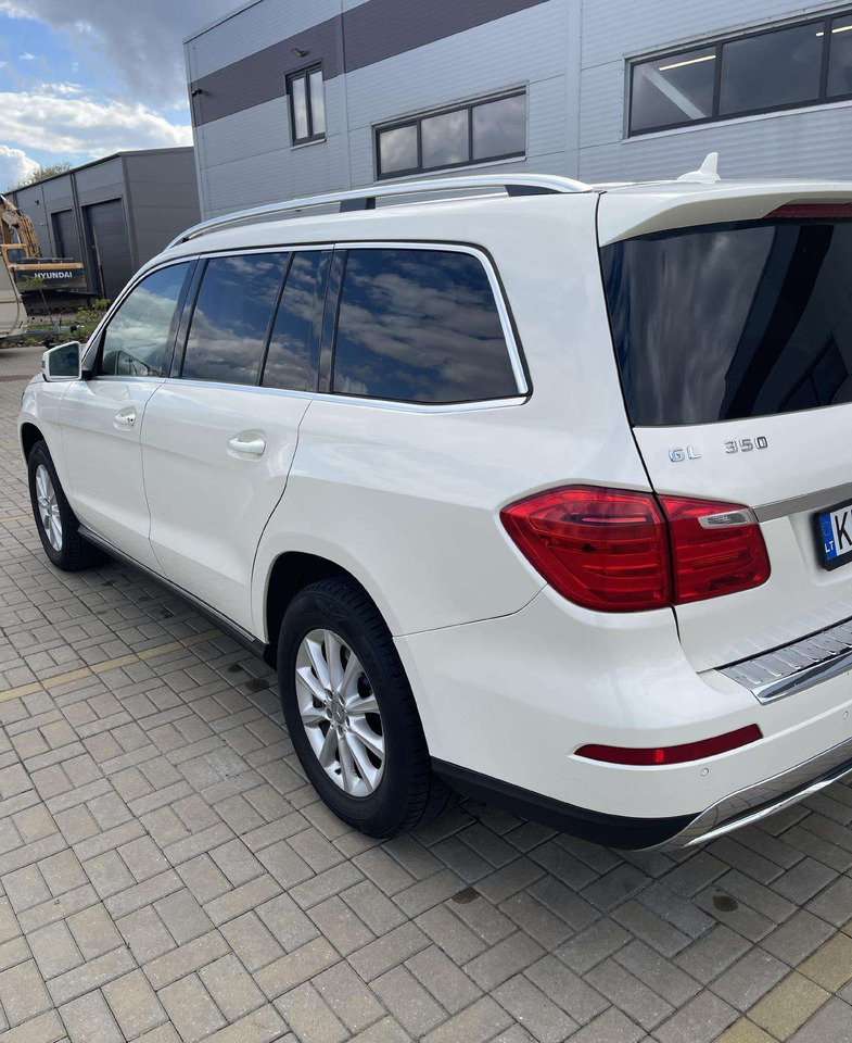 Mercedes-Benz GL350 - Внедорожник: фото 4 Mercedes-Benz GL350 - Внедорожник: фото 4