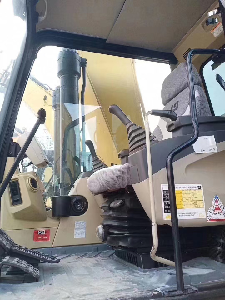 CATERPILLAR 325C used excavator low price for sale caterpillar - Гусеничный экскаватор: фото 2 CATERPILLAR 325C used excavator low price for sale caterpillar - Гусеничный экскаватор: фото 2