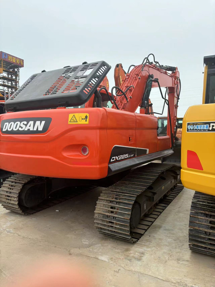 DOOSAN dx225 excavator original hot sale - Гусеничный экскаватор: фото 1 DOOSAN dx225 excavator original hot sale - Гусеничный экскаватор: фото 1