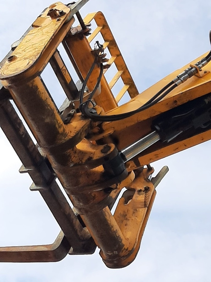 JCB 540-140 - Телескопический погрузчик: фото 5 JCB 540-140 - Телескопический погрузчик: фото 5