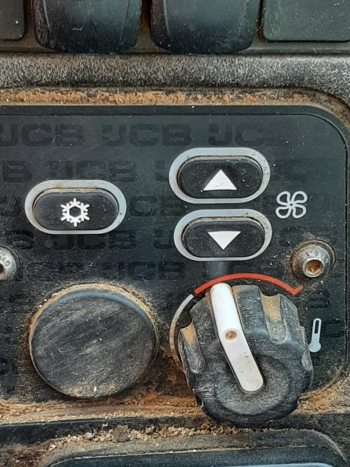 JCB 540-140 - Телескопический погрузчик: фото 4 JCB 540-140 - Телескопический погрузчик: фото 4