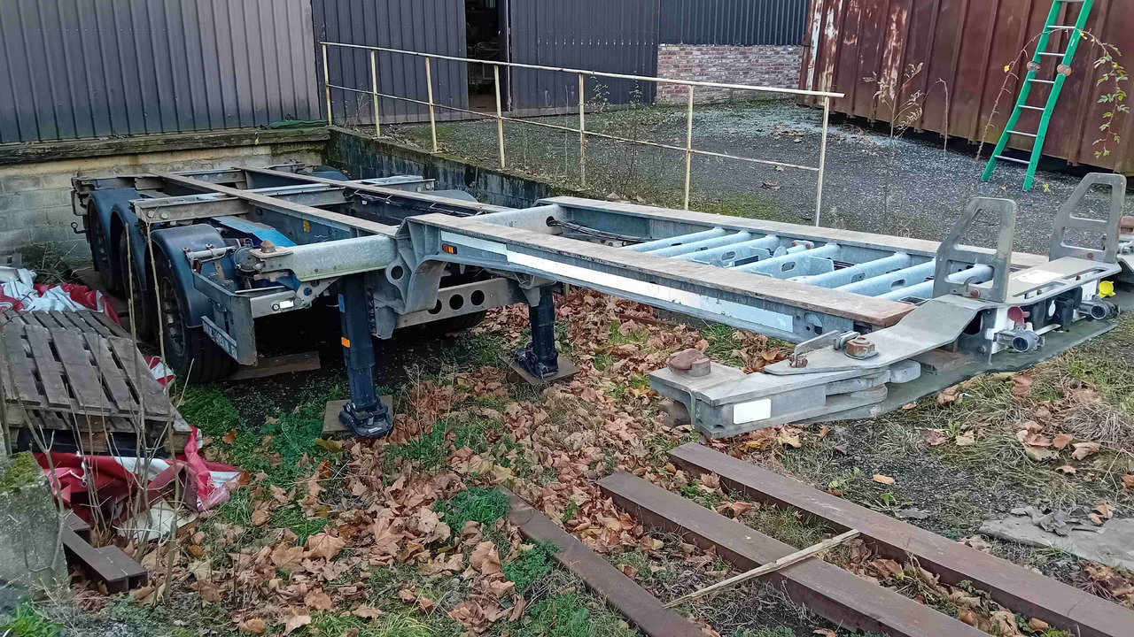 SCHMITZ CARGOBULL châssis porte-conteneur semi-remorque Os  - type SGF*3 - adaptable pour conteneur 20' et 40' - Полуприцеп-контейнеровоз/ Сменный кузов: фото 1 SCHMITZ CARGOBULL châssis porte-conteneur semi-remorque Os  - type SGF*3 - adaptable pour conteneur 20' et 40' - Полуприцеп-контейнеровоз/ Сменный кузов: фото 1