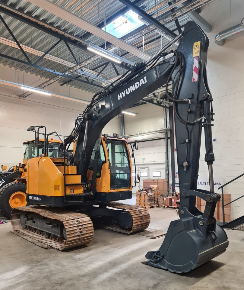 HYUNDAI HX130ALCR - Гусеничный экскаватор: фото 4 HYUNDAI HX130ALCR - Гусеничный экскаватор: фото 4