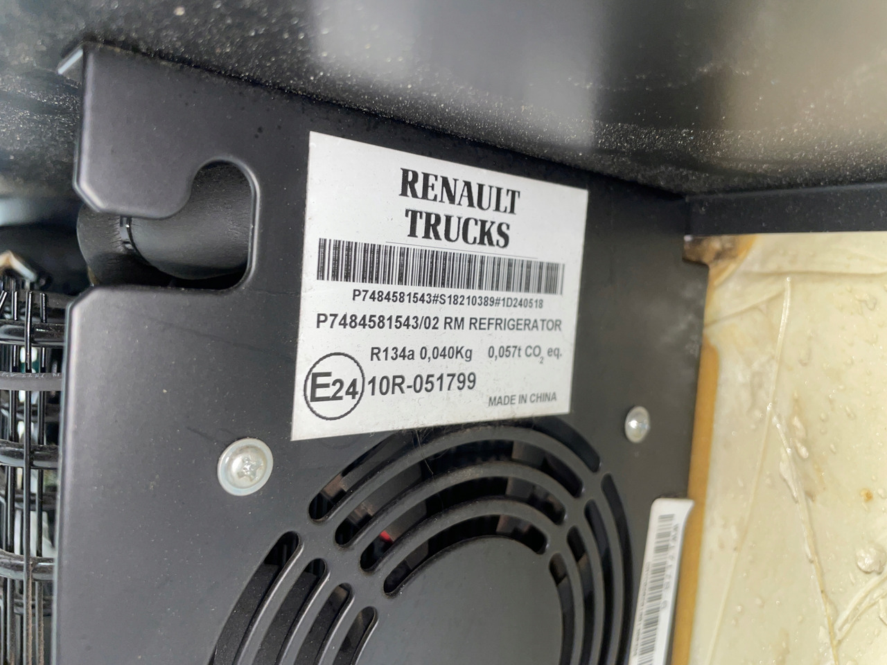 LODÓWKA RENAULT GAMA T RANGE P7484581543/2 - Кабина и интерьер для Грузовиков: фото 2 LODÓWKA RENAULT GAMA T RANGE P7484581543/2 - Кабина и интерьер для Грузовиков: фото 2