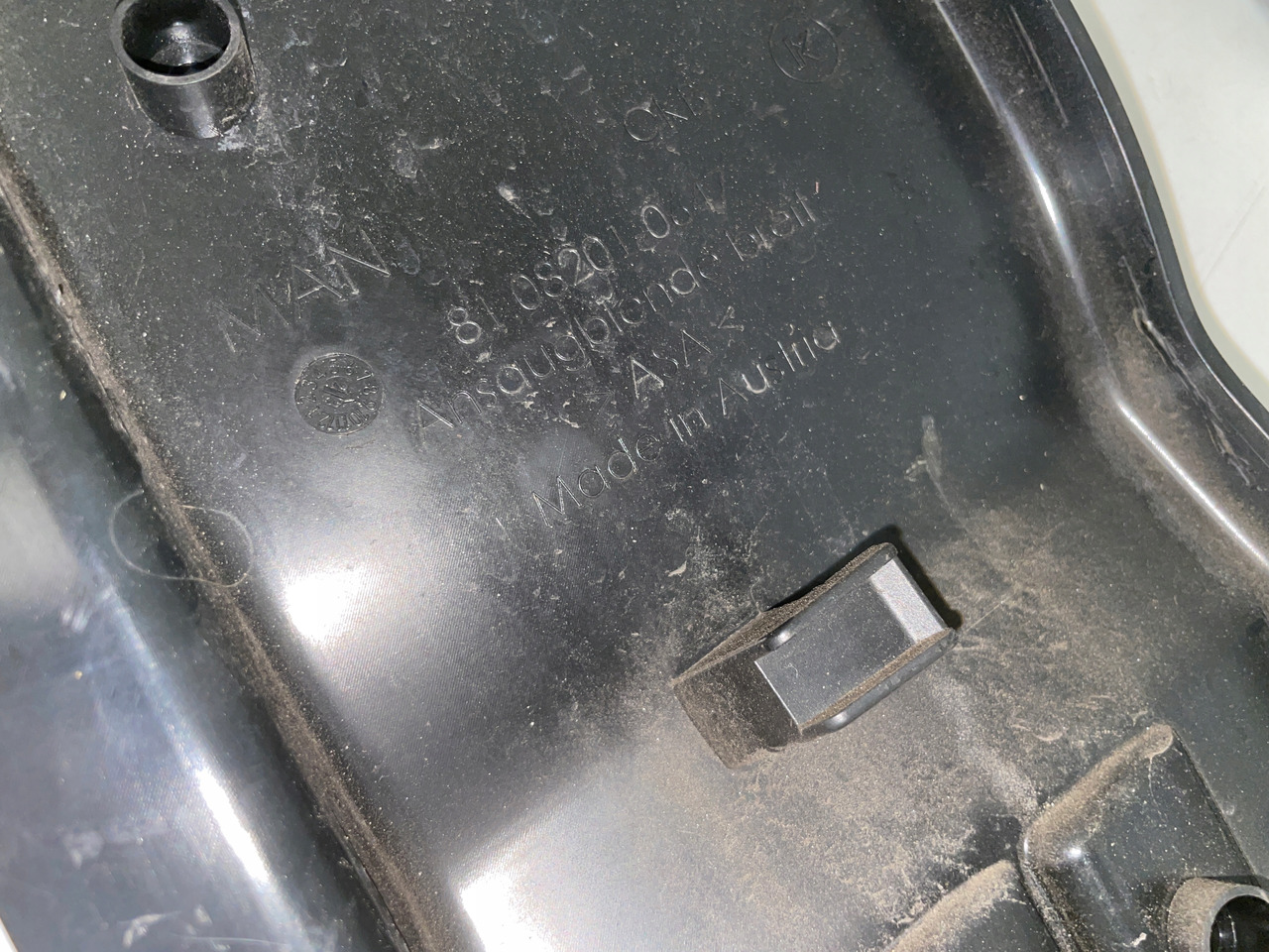 PLASTER MIODU OSŁONA KOMINA MAN TGX3 TG3 TGX 3 81082010647 - Аэродинамика/ Спойлеры для Грузовиков: фото 4 PLASTER MIODU OSŁONA KOMINA MAN TGX3 TG3 TGX 3 81082010647 - Аэродинамика/ Спойлеры для Грузовиков: фото 4