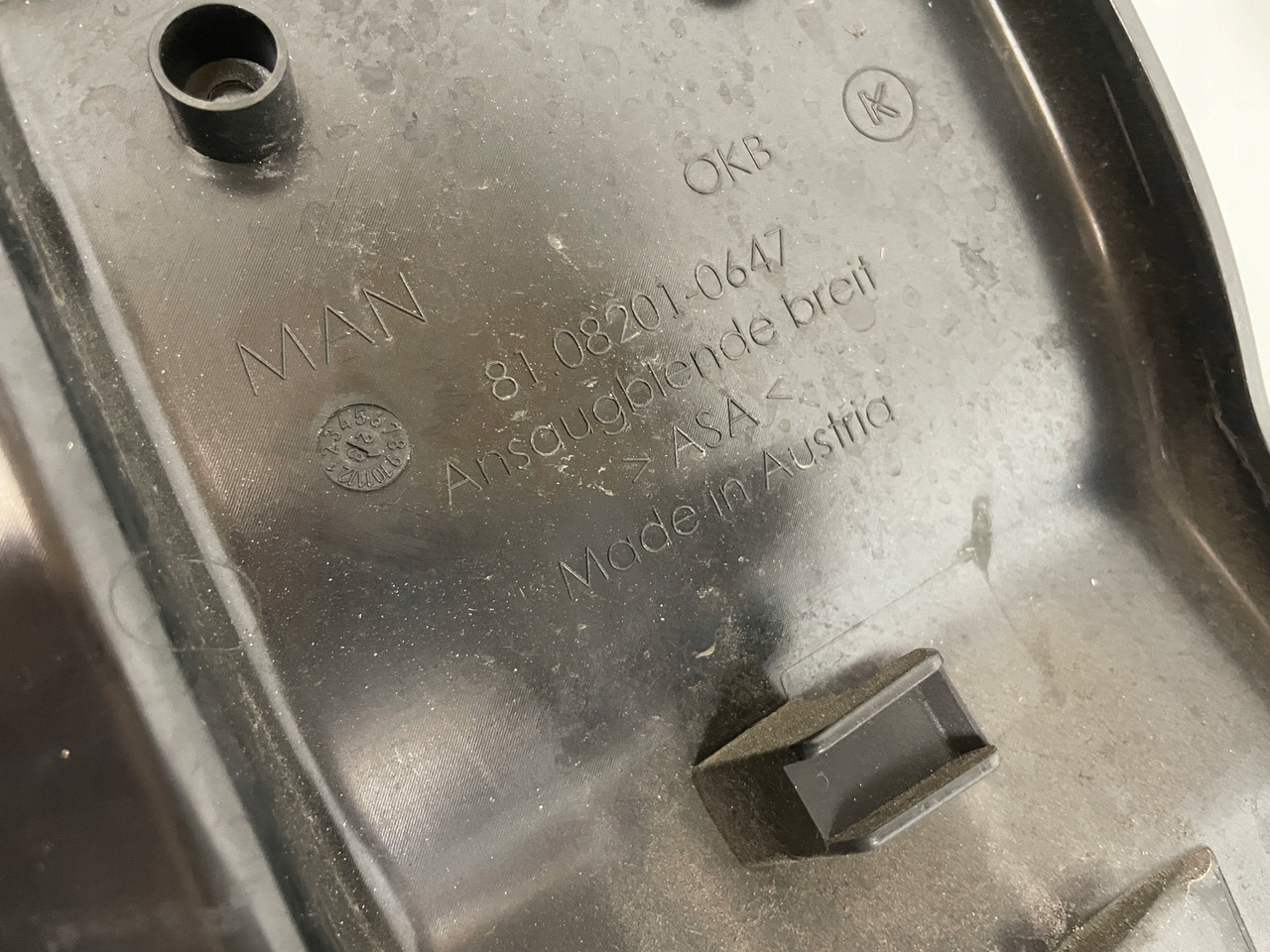 PLASTER MIODU OSŁONA KOMINA MAN TGX3 TG3 TGX 3 81082010647 - Аэродинамика/ Спойлеры для Грузовиков: фото 5 PLASTER MIODU OSŁONA KOMINA MAN TGX3 TG3 TGX 3 81082010647 - Аэродинамика/ Спойлеры для Грузовиков: фото 5