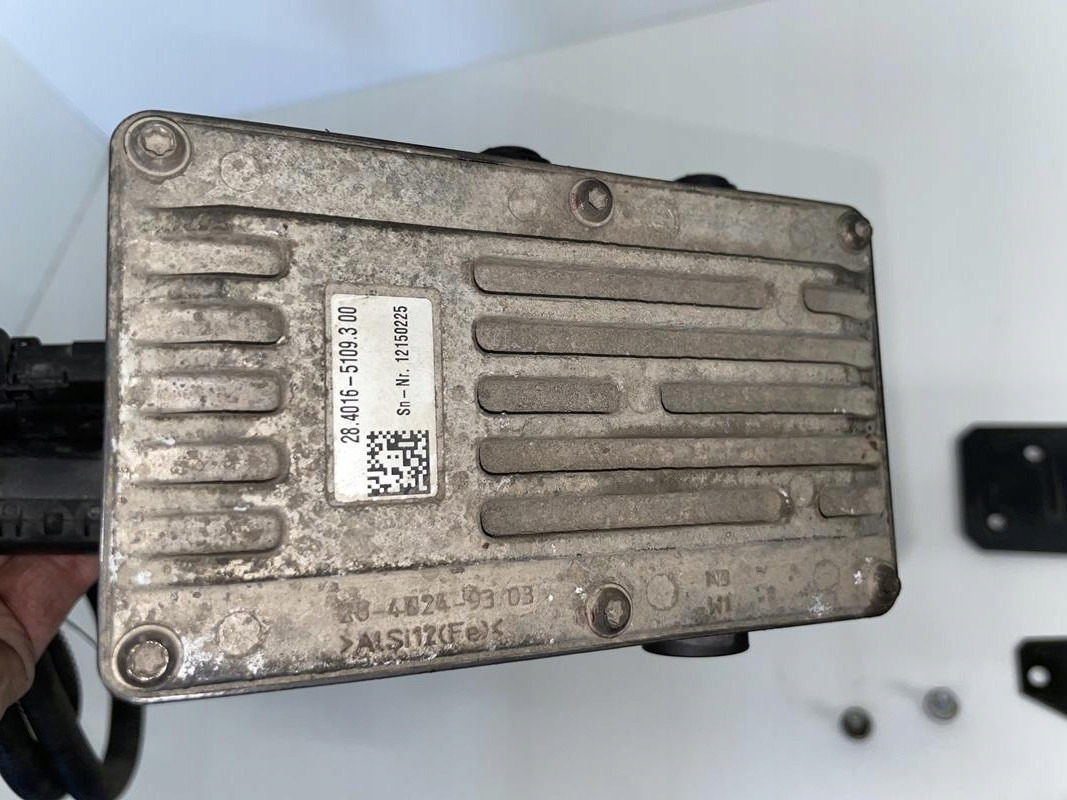 POMPA ADBLUE MERCEDES ACTROS MP4 MP 4 A0001402378 - Бак для AdBlue для Грузовиков: фото 3 POMPA ADBLUE MERCEDES ACTROS MP4 MP 4 A0001402378 - Бак для AdBlue для Грузовиков: фото 3