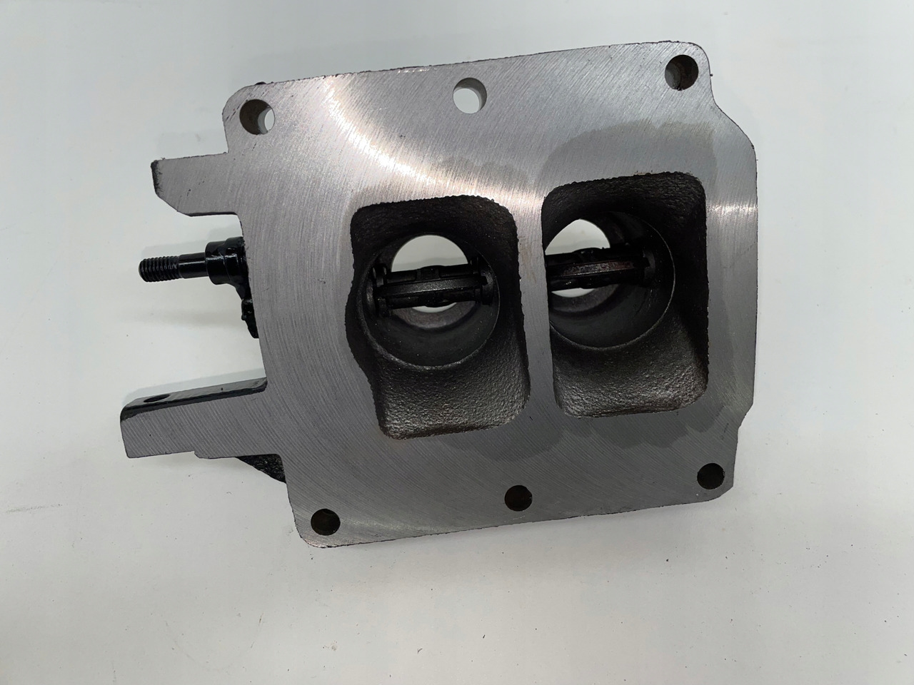 PRZEPUSTNICA RECYRKULATOR MAN TGS TGX EURO 6 - Система впуска для Грузовиков: фото 2 PRZEPUSTNICA RECYRKULATOR MAN TGS TGX EURO 6 - Система впуска для Грузовиков: фото 2