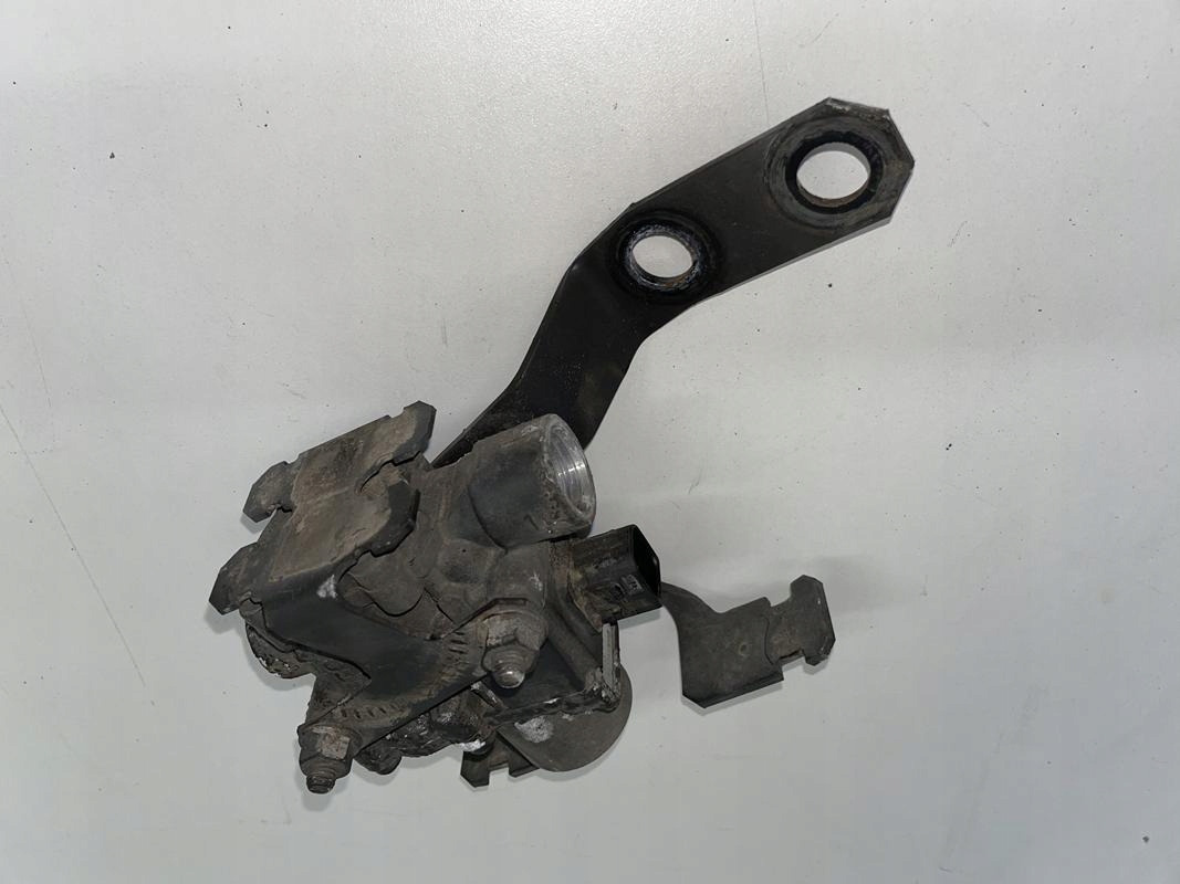 ZAWÓR CIŚNIENIA MERCEDES ACTROS MP4 A0054299244 - Подвеска для Грузовиков: фото 3 ZAWÓR CIŚNIENIA MERCEDES ACTROS MP4 A0054299244 - Подвеска для Грузовиков: фото 3