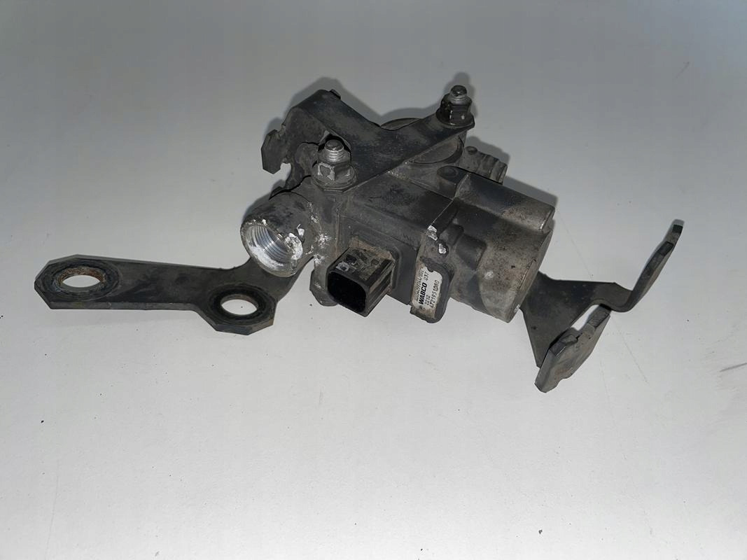 ZAWÓR CIŚNIENIA MERCEDES ACTROS MP4 A0054299244 - Подвеска для Грузовиков: фото 1 ZAWÓR CIŚNIENIA MERCEDES ACTROS MP4 A0054299244 - Подвеска для Грузовиков: фото 1