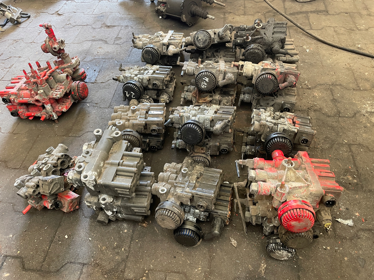 ZAWÓR PODUSZEK ECAS MAN TGA TGX TGS 4729000550 - Воздушная подвеска для Грузовиков: фото 5 ZAWÓR PODUSZEK ECAS MAN TGA TGX TGS 4729000550 - Воздушная подвеска для Грузовиков: фото 5