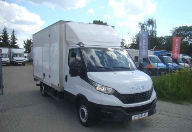 Iveco DAILY 35 S 16 3.0TDI WINDA 3.5T 4.20M - Фургон с закрытым кузовом: фото 4 Iveco DAILY 35 S 16 3.0TDI WINDA 3.5T 4.20M - Фургон с закрытым кузовом: фото 4