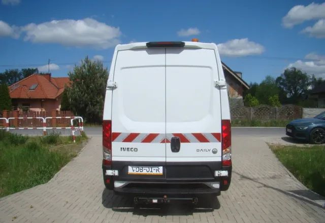Iveco DAILY 35 S 16 REJESTRACJA NA 6-OSÓB SUPER NA KAMPERA в лизинг Iveco DAILY 35 S 16 REJESTRACJA NA 6-OSÓB SUPER NA KAMPERA: фото 7