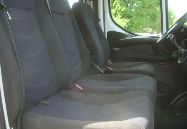 Iveco DAILY 35 S 16 REJESTRACJA NA 6-OSÓB SUPER NA KAMPERA в лизинг Iveco DAILY 35 S 16 REJESTRACJA NA 6-OSÓB SUPER NA KAMPERA: фото 16