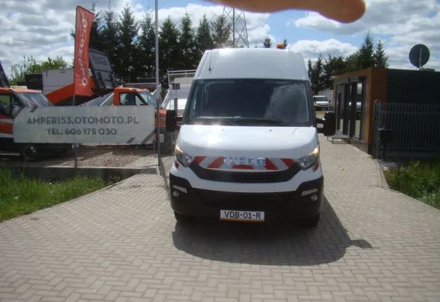 Iveco DAILY 35 S 16 REJESTRACJA NA 6-OSÓB SUPER NA KAMPERA - Цельнометаллический фургон: фото 3 Iveco DAILY 35 S 16 REJESTRACJA NA 6-OSÓB SUPER NA KAMPERA - Цельнометаллический фургон: фото 3