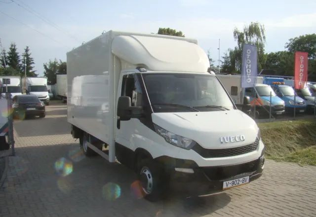 Iveco DAILY 40 C 15 3.0TDI 3.5T DMC WINDA 1000KG1000KG - Фургон с закрытым кузовом: фото 4 Iveco DAILY 40 C 15 3.0TDI 3.5T DMC WINDA 1000KG1000KG - Фургон с закрытым кузовом: фото 4