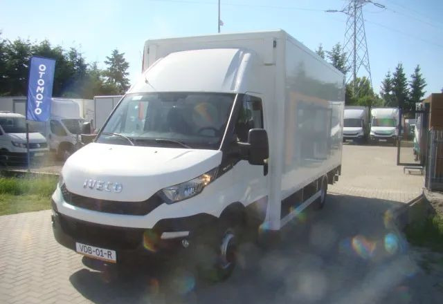 Iveco DAILY 70 C 18 3.0TDI 5.45M WINDA 1000KG - Фургон с закрытым кузовом: фото 1 Iveco DAILY 70 C 18 3.0TDI 5.45M WINDA 1000KG - Фургон с закрытым кузовом: фото 1