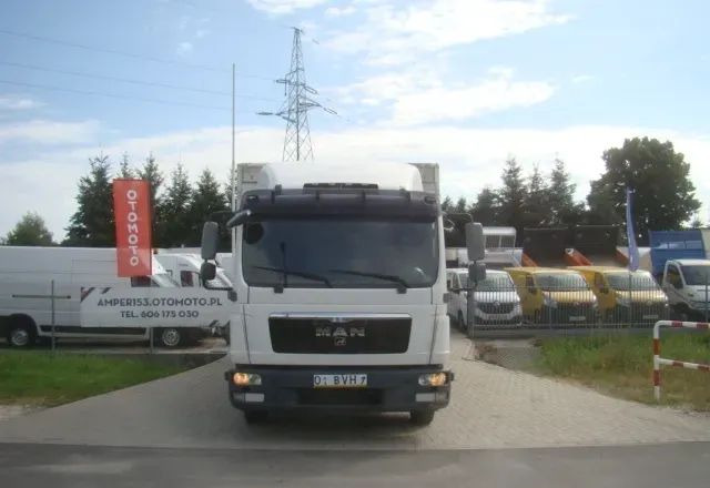 MAN TGL 12-220 8.10M KLIMA WINDA 2000KG - Грузовик с закрытым кузовом: фото 2 MAN TGL 12-220 8.10M KLIMA WINDA 2000KG - Грузовик с закрытым кузовом: фото 2
