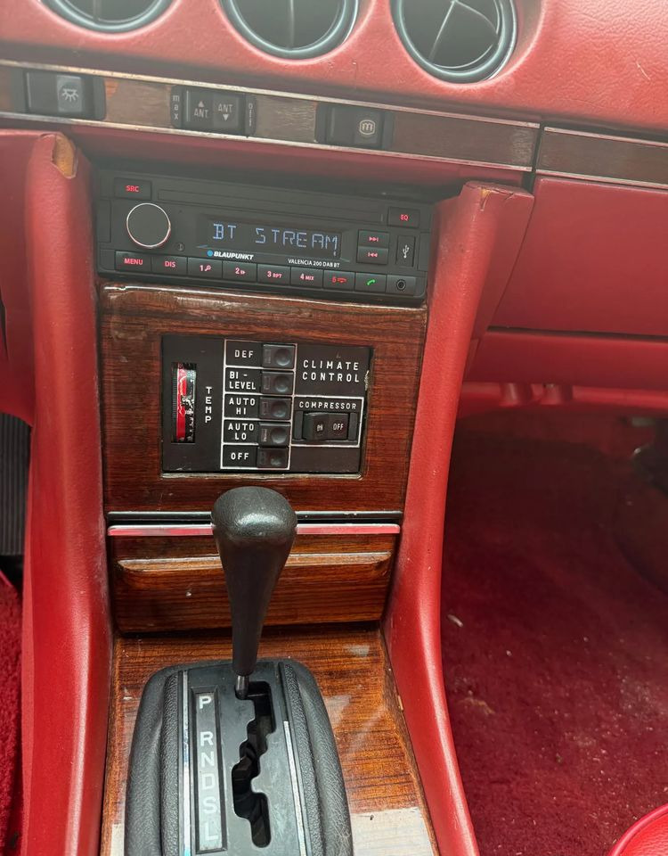 Кабриолет Mercedes-Benz SL: фото 20