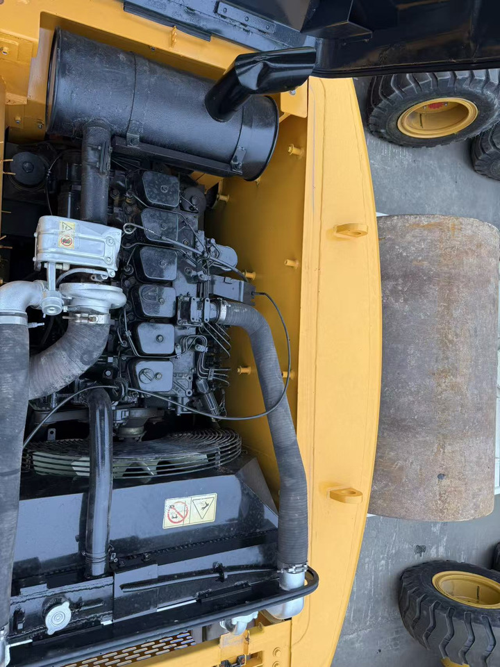 HYUNDAI R210W-9S - Колёсный экскаватор: фото 5 HYUNDAI R210W-9S - Колёсный экскаватор: фото 5