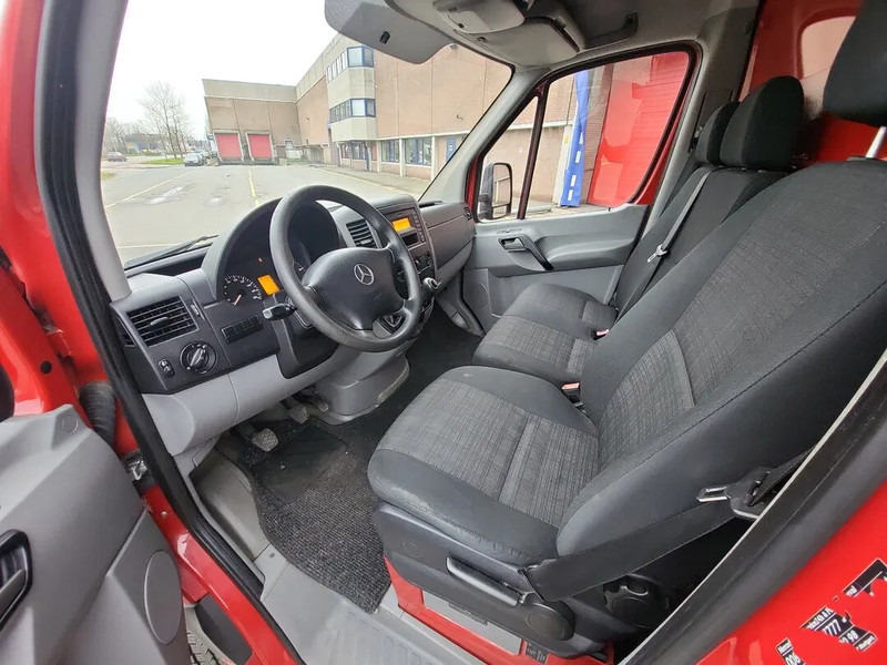 Цельнометаллический фургон Mercedes-Benz Sprinter 513 CDI: фото 18 Цельнометаллический фургон Mercedes-Benz Sprinter 513 CDI: фото 18