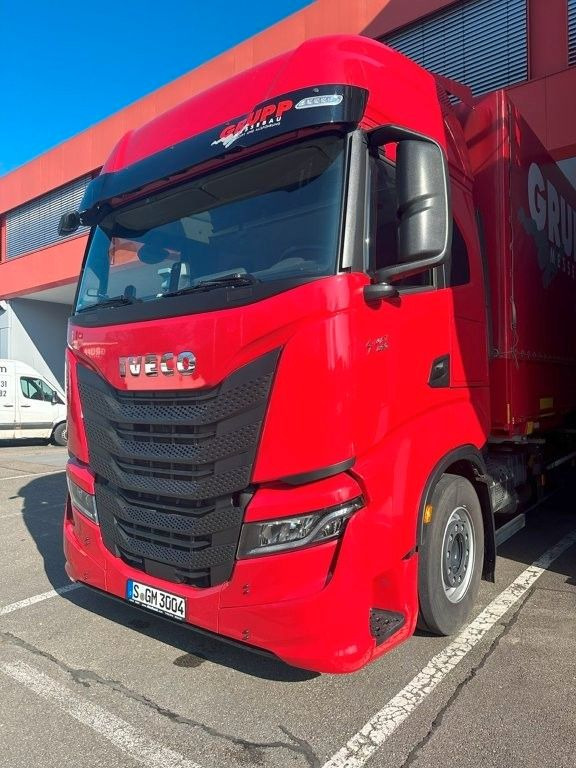 Iveco AS 260SY/FS CM - Грузовик-контейнеровоз/ Сменный кузов: фото 2 Iveco AS 260SY/FS CM - Грузовик-контейнеровоз/ Сменный кузов: фото 2