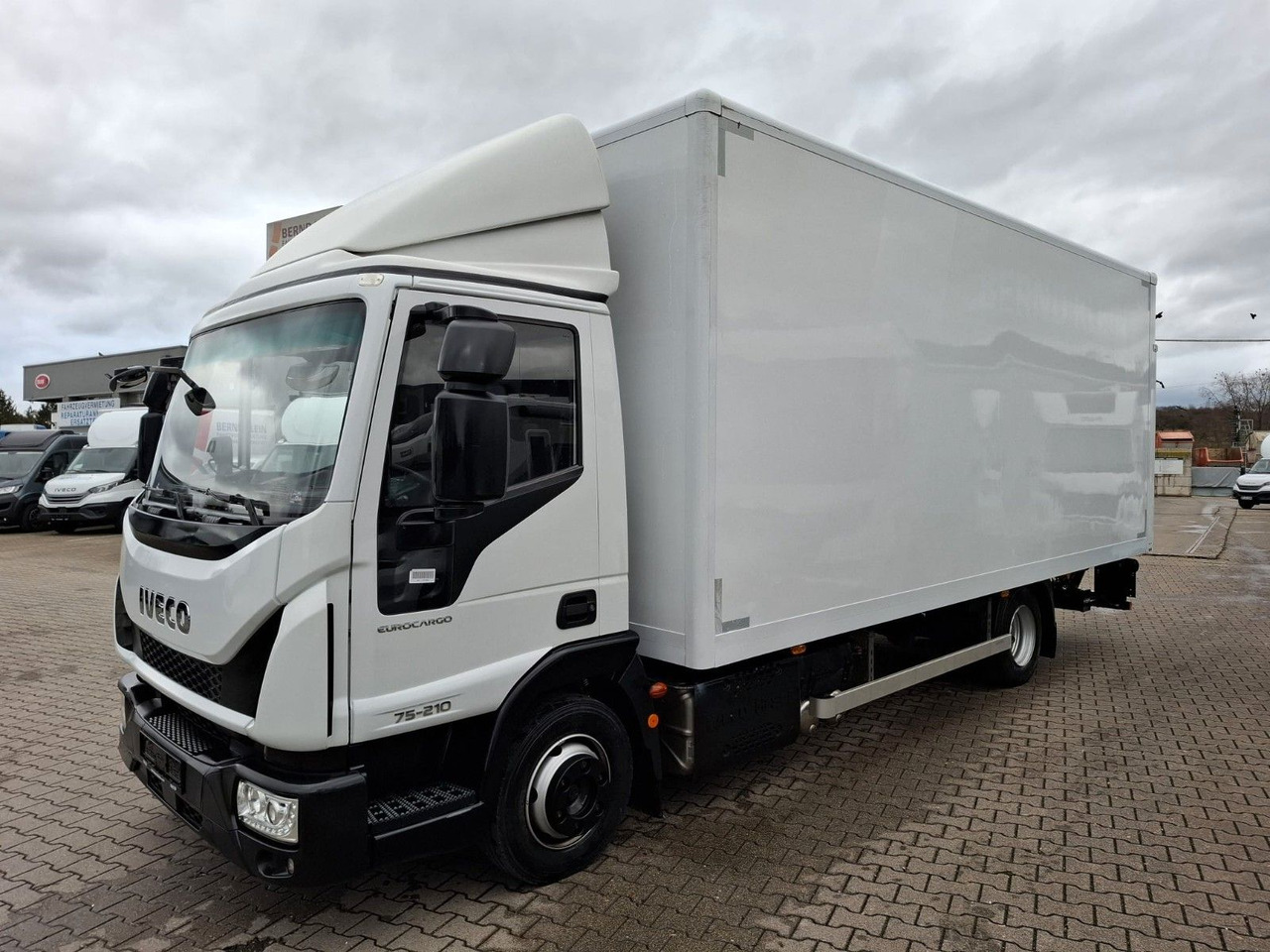 Iveco ML75-210P, Koffer, LBW, Klima, Luft,.. - Фургон с закрытым кузовом: фото 1 Iveco ML75-210P, Koffer, LBW, Klima, Luft,.. - Фургон с закрытым кузовом: фото 1