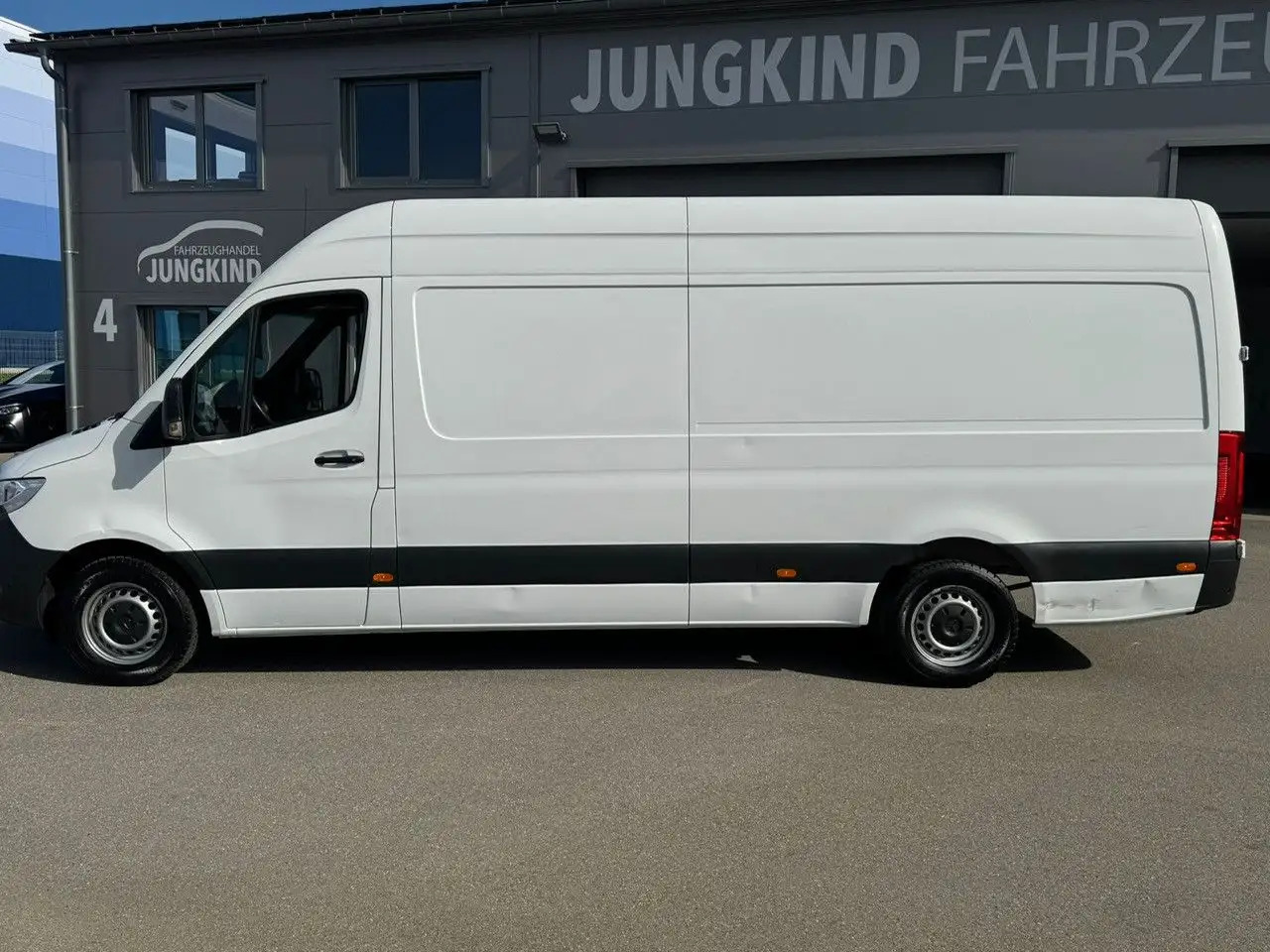Mercedes-Benz Sprinter 316 CDI Maxi Lang Klima MBUX - Цельнометаллический фургон: фото 3 Mercedes-Benz Sprinter 316 CDI Maxi Lang Klima MBUX - Цельнометаллический фургон: фото 3
