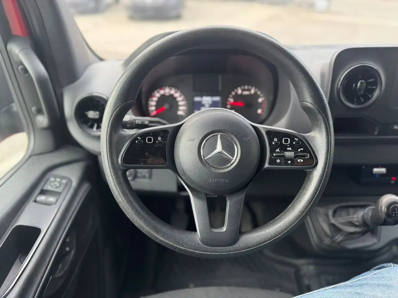 Mercedes-Benz Sprinter 317 CDI Maxi Lang XXL Extralang MBUX - Цельнометаллический фургон: фото 2 Mercedes-Benz Sprinter 317 CDI Maxi Lang XXL Extralang MBUX - Цельнометаллический фургон: фото 2