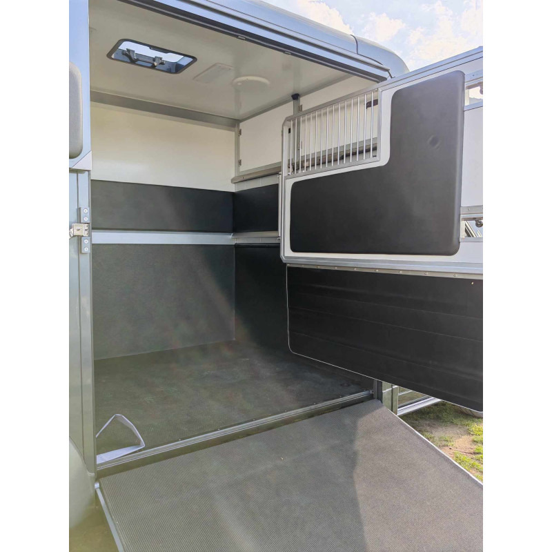 Новый Коневоз для транспортировки животных STX Ford Transit by Stephex: фото 20