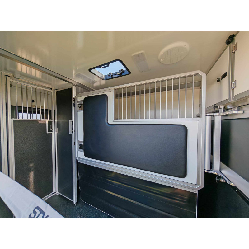 Новый Коневоз для транспортировки животных STX Ford Transit by Stephex: фото 6