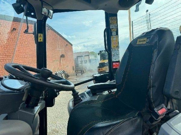 CAT 906M - Колёсный погрузчик: фото 5 CAT 906M - Колёсный погрузчик: фото 5