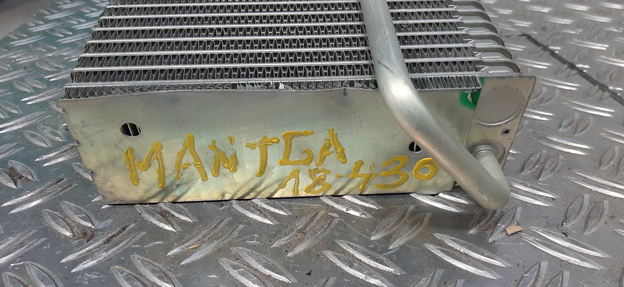 Gebrauchter Kühler, Motorkühlung, Behr D0414, MAN TGX, Artikel - Nr.: 81.99999 - 9999 - Радиатор для Грузовиков: фото 1 Gebrauchter Kühler, Motorkühlung, Behr D0414, MAN TGX, Artikel - Nr.: 81.99999 - 9999 - Радиатор для Грузовиков: фото 1