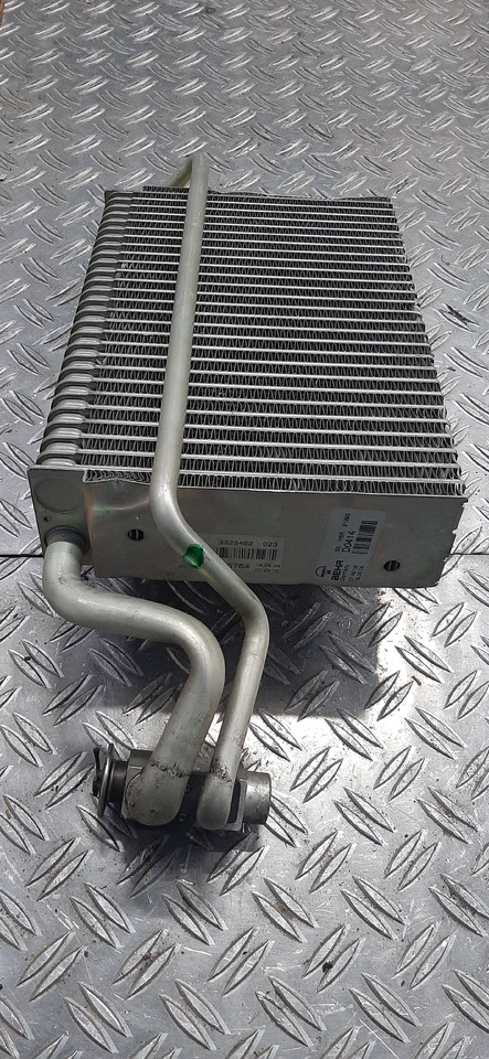 Gebrauchter Kühler, Motorkühlung, Behr D0414, MAN TGX, Artikel - Nr.: 81.99999 - 9999 - Радиатор для Грузовиков: фото 5 Gebrauchter Kühler, Motorkühlung, Behr D0414, MAN TGX, Artikel - Nr.: 81.99999 - 9999 - Радиатор для Грузовиков: фото 5