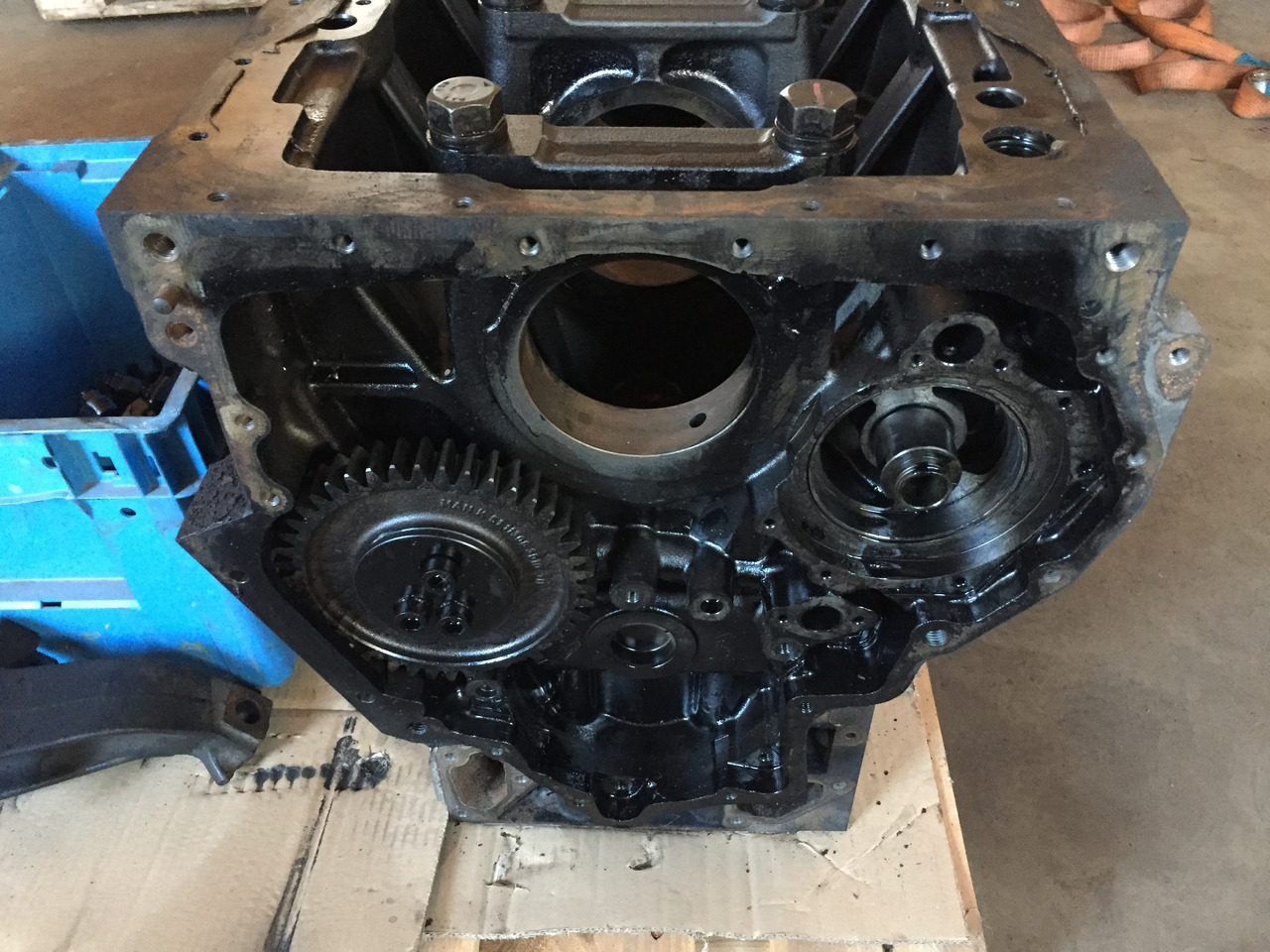 Блок цилиндров для Грузовиков Gebrauchter Motorblock MAN TGA 19.440, Euro 4, Typ : D 2066 LF 31, Artikel - Nr. : 51.01102 - 6432: фото 11 Блок цилиндров для Грузовиков Gebrauchter Motorblock MAN TGA 19.440, Euro 4, Typ : D 2066 LF 31, Artikel - Nr. : 51.01102 - 6432: фото 11