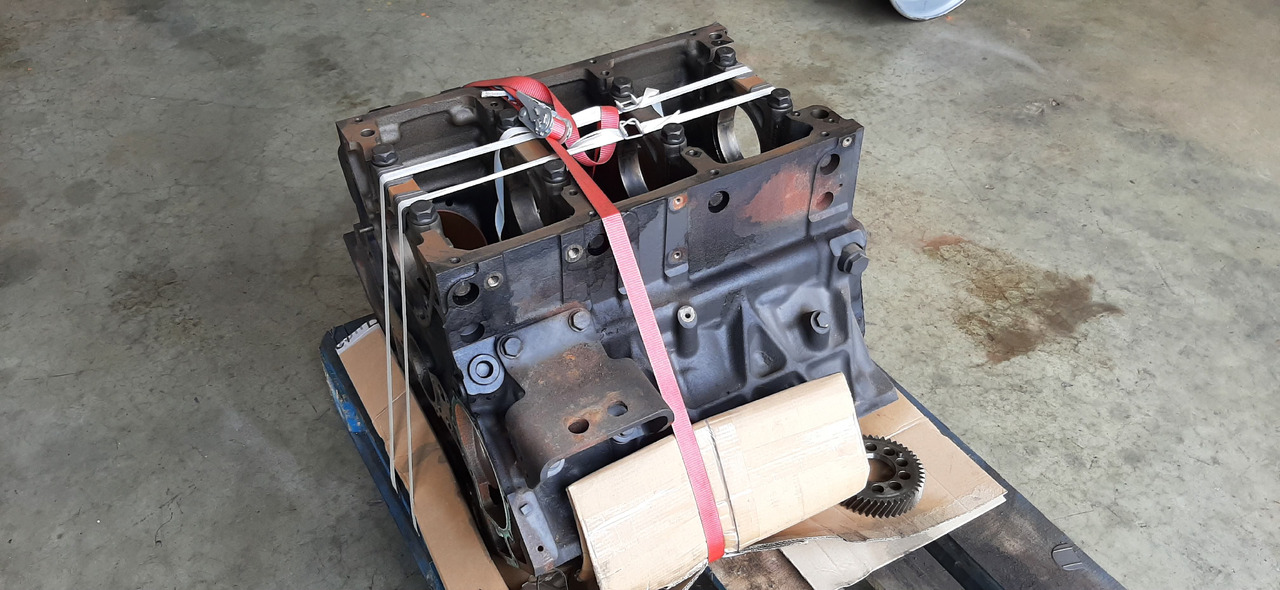 Gebrauchter Motorblock MB Actros 1844, Euro 5, Typ : OM 501 LA, Artikel - Nr. : A 541 010 21 05 - Блок цилиндров для Грузовиков: фото 3 Gebrauchter Motorblock MB Actros 1844, Euro 5, Typ : OM 501 LA, Artikel - Nr. : A 541 010 21 05 - Блок цилиндров для Грузовиков: фото 3