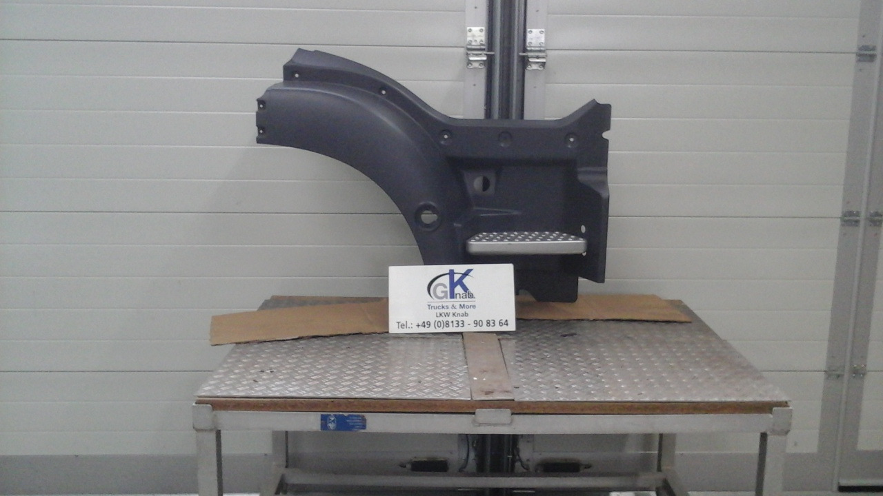 Neuwertiger MAN TGM / TG3 Einstiegkotflügel kurz, komplett, rechts Artikel - Nr.: 81.61520 - 0210 - Крыло для Грузовиков: фото 1 Neuwertiger MAN TGM / TG3 Einstiegkotflügel kurz, komplett, rechts Artikel - Nr.: 81.61520 - 0210 - Крыло для Грузовиков: фото 1