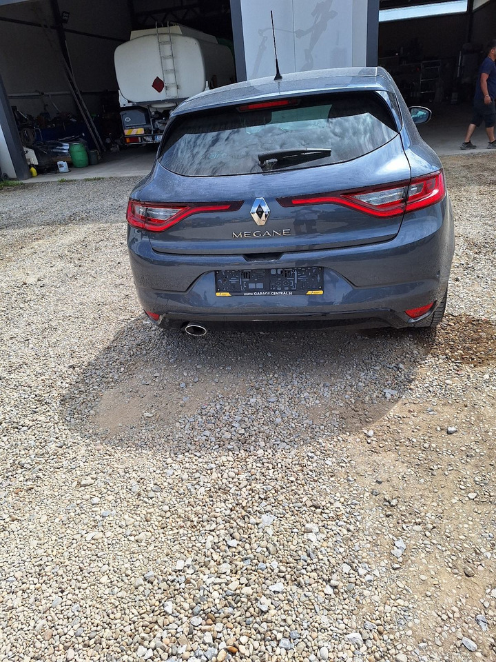 Седан Renault Megane Blue dCi 95, zamjena: фото 6 Седан Renault Megane Blue dCi 95, zamjena: фото 6