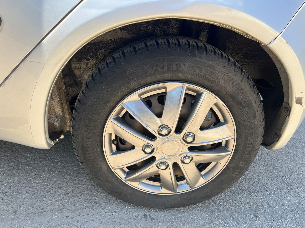 Mitsubishi Colt 1.3 Airco - Легковой автомобиль: фото 5 Mitsubishi Colt 1.3 Airco - Легковой автомобиль: фото 5