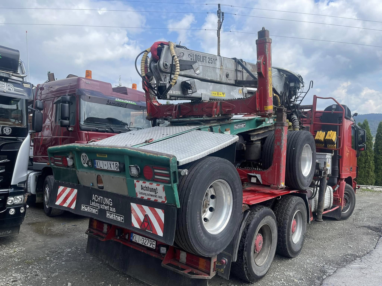 HUTTNER - Лесовоз, Автоманипулятор: фото 1 HUTTNER - Лесовоз, Автоманипулятор: фото 1