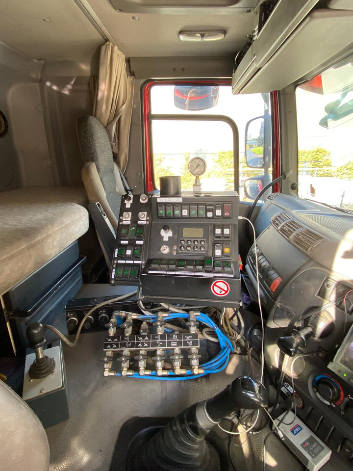 Brock SL480/2KJUMBO S - Подметально-уборочная машина: фото 4 Brock SL480/2KJUMBO S - Подметально-уборочная машина: фото 4