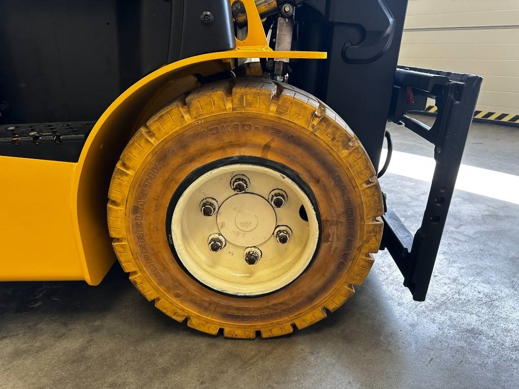 Yale ERP35VL - Электропогрузчик: фото 2 Yale ERP35VL - Электропогрузчик: фото 2