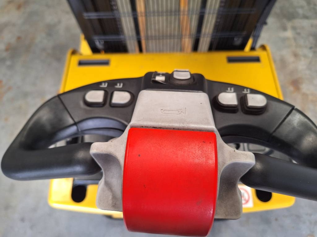 Yale MS 15x IL - Вилочный погрузчик: фото 4 Yale MS 15x IL - Вилочный погрузчик: фото 4