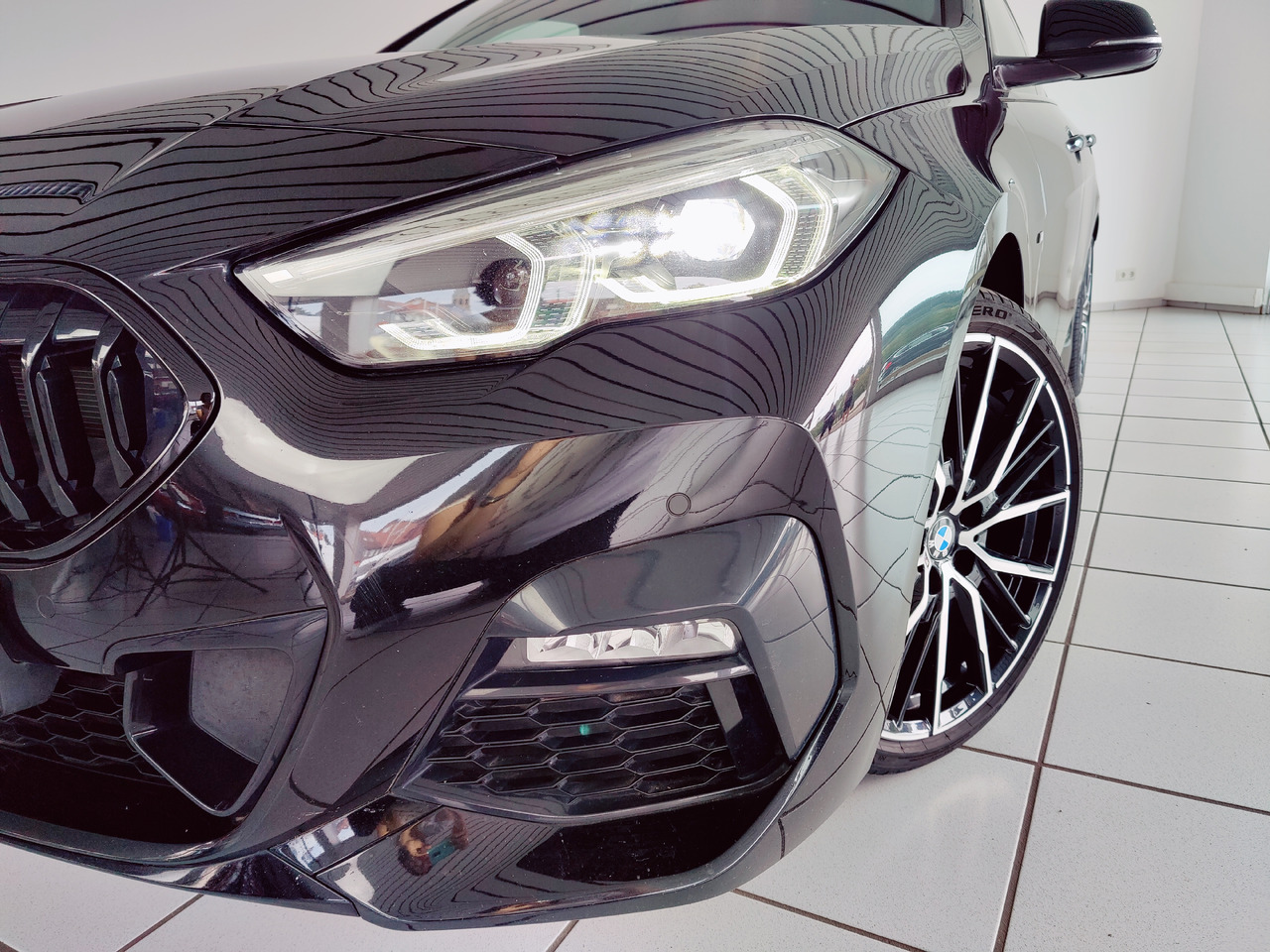 BMW 218 i M Sport Navi RTTI DAB HiFi SHZ - Седан: фото 2 BMW 218 i M Sport Navi RTTI DAB HiFi SHZ - Седан: фото 2