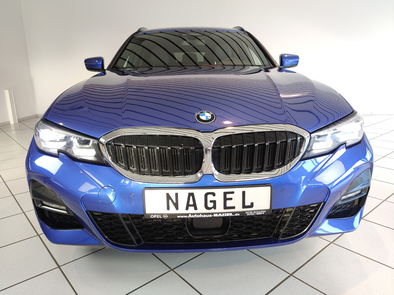 BMW 320 d xDrive Touring M Sport Nav Leder Rükam AHK - Универсал: фото 2 BMW 320 d xDrive Touring M Sport Nav Leder Rükam AHK - Универсал: фото 2