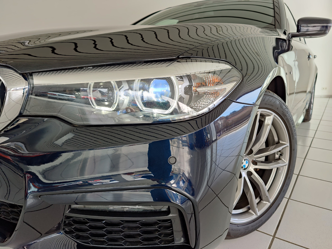 BMW 520 d xDrive M Sport Navi Kam Pano SHZ - Универсал: фото 2 BMW 520 d xDrive M Sport Navi Kam Pano SHZ - Универсал: фото 2