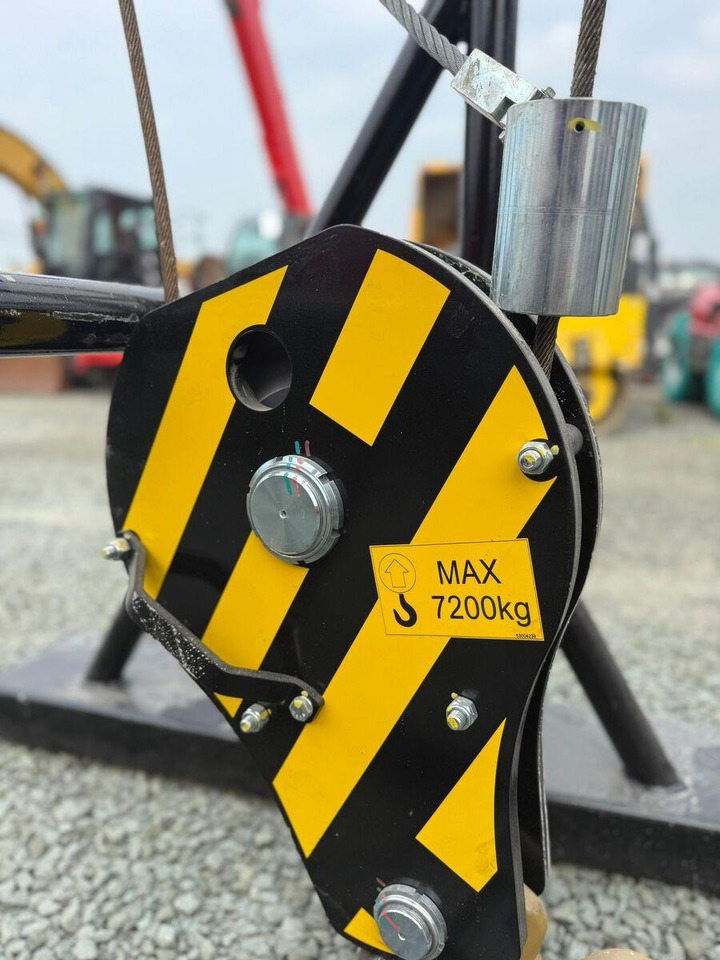 Manitou 7.2T - Лебёдка: фото 3 Manitou 7.2T - Лебёдка: фото 3