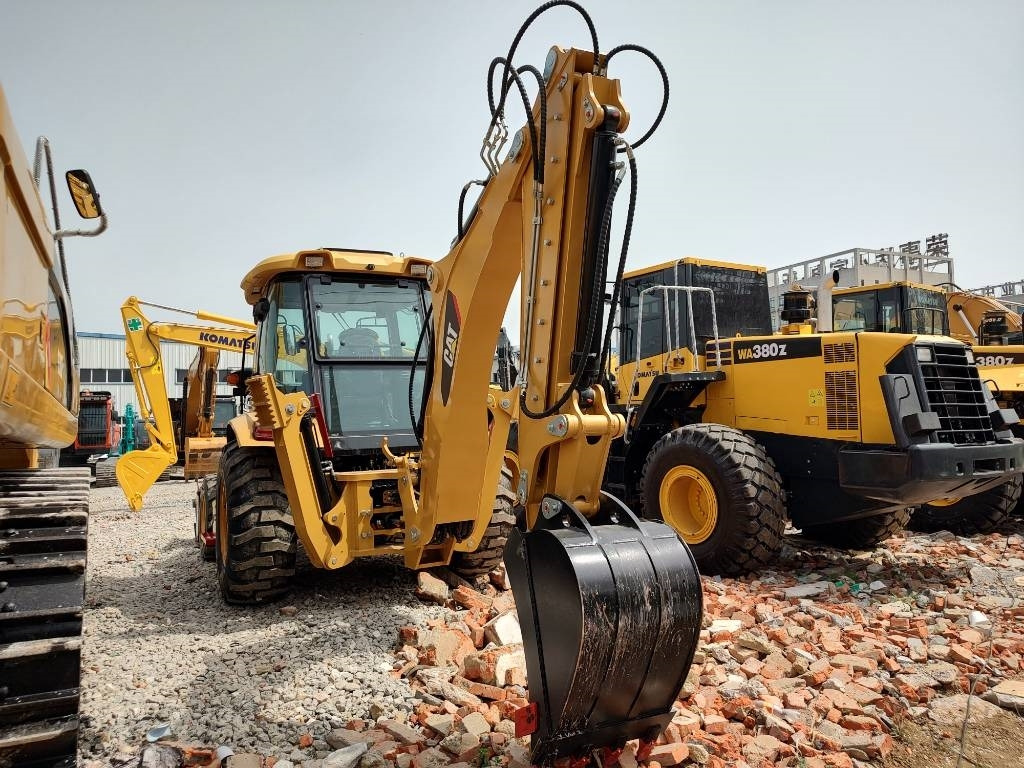 CAT 420 F - Экскаватор-погрузчик: фото 5 CAT 420 F - Экскаватор-погрузчик: фото 5